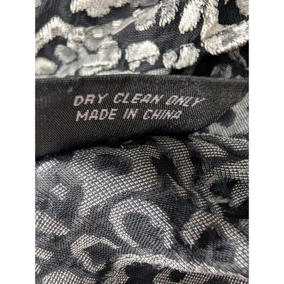 Burnout Velvet Paisley Beaded Kimono Duster - Picture 9 of 10